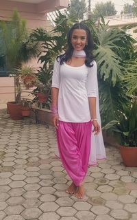 Priyanka Karki feet photo 17