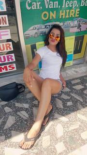 Priyanka Karki feet photo 11