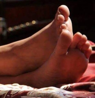 Priyanka Karki feet photo 17