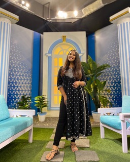 Priyanka Karki feet photo 15