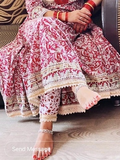 Priyanka Karki feet photo 9