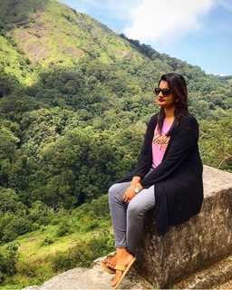 Priyanka Nair feet photo 11
