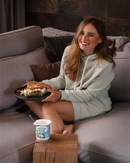 Puck Moonen feet photo 1