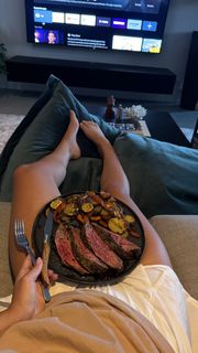 Puck Moonen feet photo 5