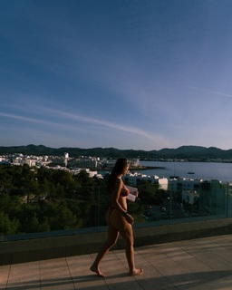 Puck Moonen feet photo 4