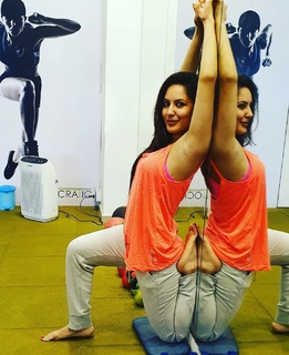 Puja Banerjee feet photo 5