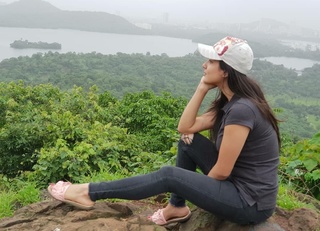 Puja Banerjee feet photo 4