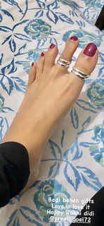 Puja Gupta feet photo 3