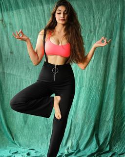 Puja Gupta feet photo 13