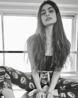 Puja Gupta feet photo 5