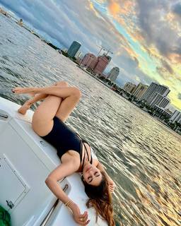 Puja Gupta feet photo 6