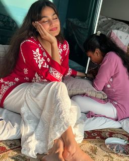 Puja Gupta feet photo 9