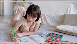 Pyo Eun-Ji feet photo 1