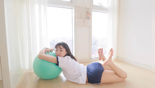 Pyo Eun-Ji feet photo 6