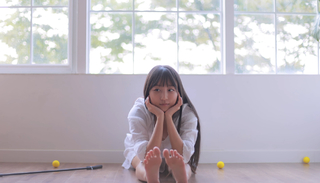 Pyo Eun-Ji feet photo 2
