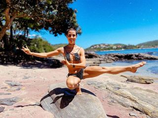 Pérola Faria feet photo 4