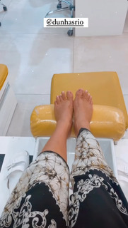 Pérola Faria feet photo 1