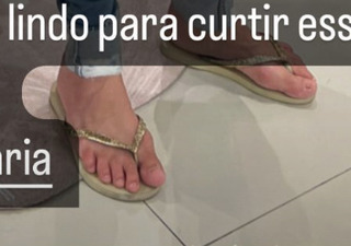 Pérola Faria feet photo 1