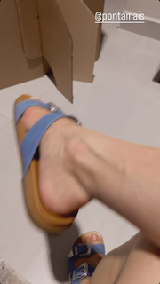 Pérola Faria feet photo 12