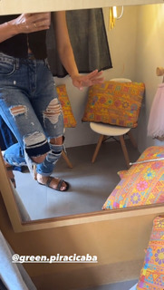 Pérola Faria feet photo 2