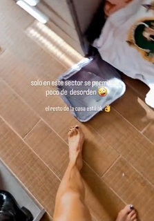 Pía Slapka feet photo 3