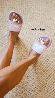 Pía Slapka feet photo 18
