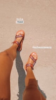 Pía Slapka feet photo 9
