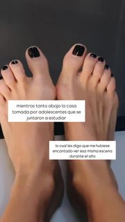 Pía Slapka feet photo 17