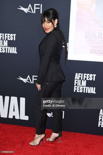 Q'orianka Kilcher feet photo 12