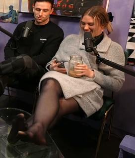 QTCinderella feet photo thumbnail