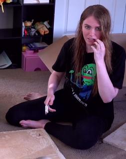 QTCinderella feet photo thumbnail