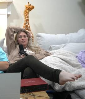 QTCinderella feet photo thumbnail