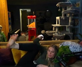 QTCinderella feet photo thumbnail