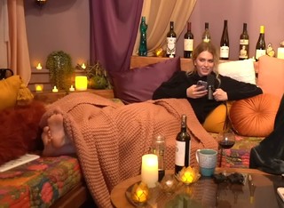 QTCinderella feet photo thumbnail