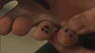 QTCinderella feet photo thumbnail