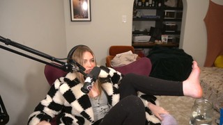 QTCinderella feet photo thumbnail