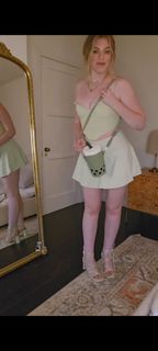 QTCinderella feet photo thumbnail