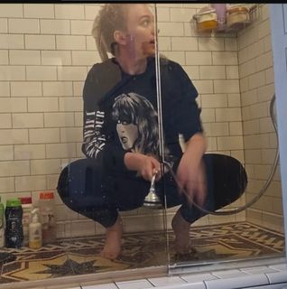 QTCinderella feet photo thumbnail