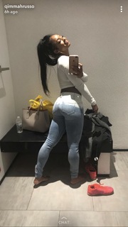 Qimmah Russo feet photo thumbnail