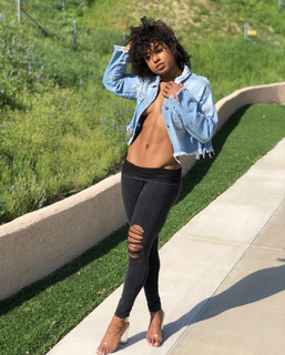 Qimmah Russo feet photo thumbnail