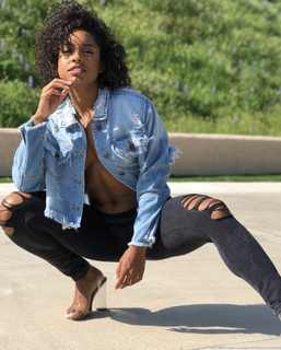 Qimmah Russo feet photo thumbnail
