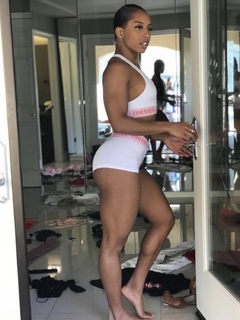 Qimmah Russo feet photo thumbnail