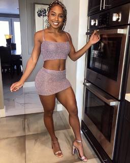 Qimmah Russo feet photo thumbnail