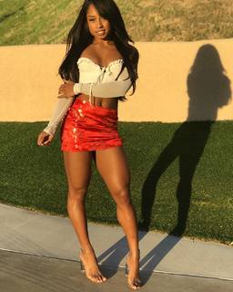 Qimmah Russo feet photo thumbnail