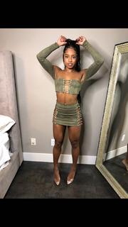 Qimmah Russo feet photo thumbnail