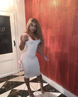 Qimmah Russo feet photo thumbnail