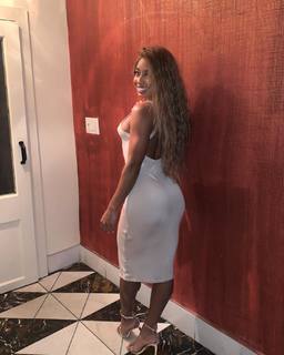 Qimmah Russo feet photo thumbnail