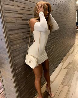 Qimmah Russo feet photo thumbnail