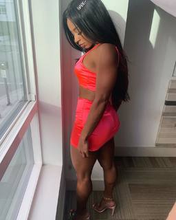 Qimmah Russo feet photo thumbnail