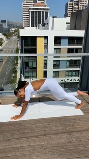 Qimmah Russo feet photo thumbnail